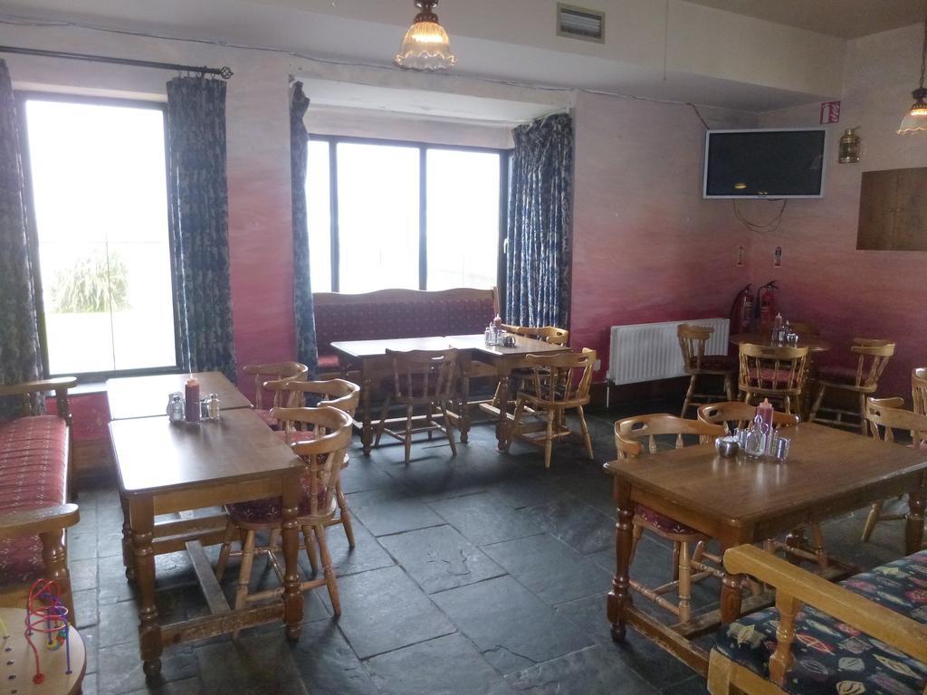 Hotel Óstán Oileán Acla Achill Sound Exterior foto