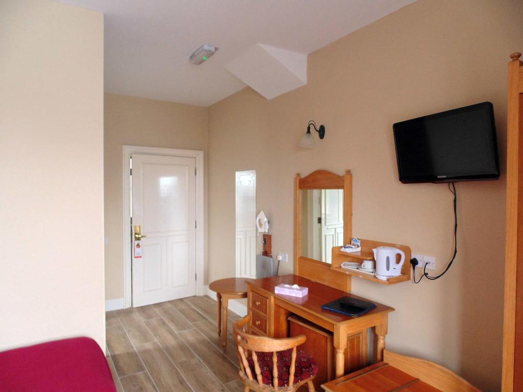 Hotel Óstán Oileán Acla Achill Sound Exterior foto